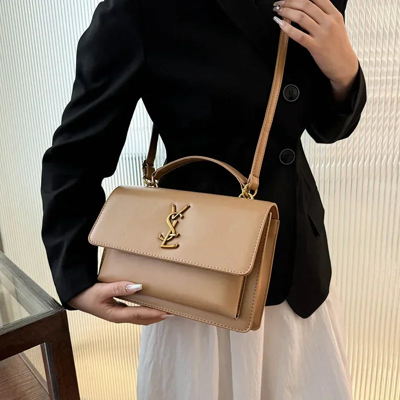 High-End Leather Women Diaper Bag Classic Designer Paris Casual Simple Vintage Trendy Design with Adjustable Shoulder Strap
