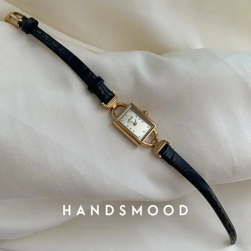 Women's Watch Luxury Fashion Leather Strap Women's Watch High Quality Elegant Women's Watch Luxury Gold and Silver